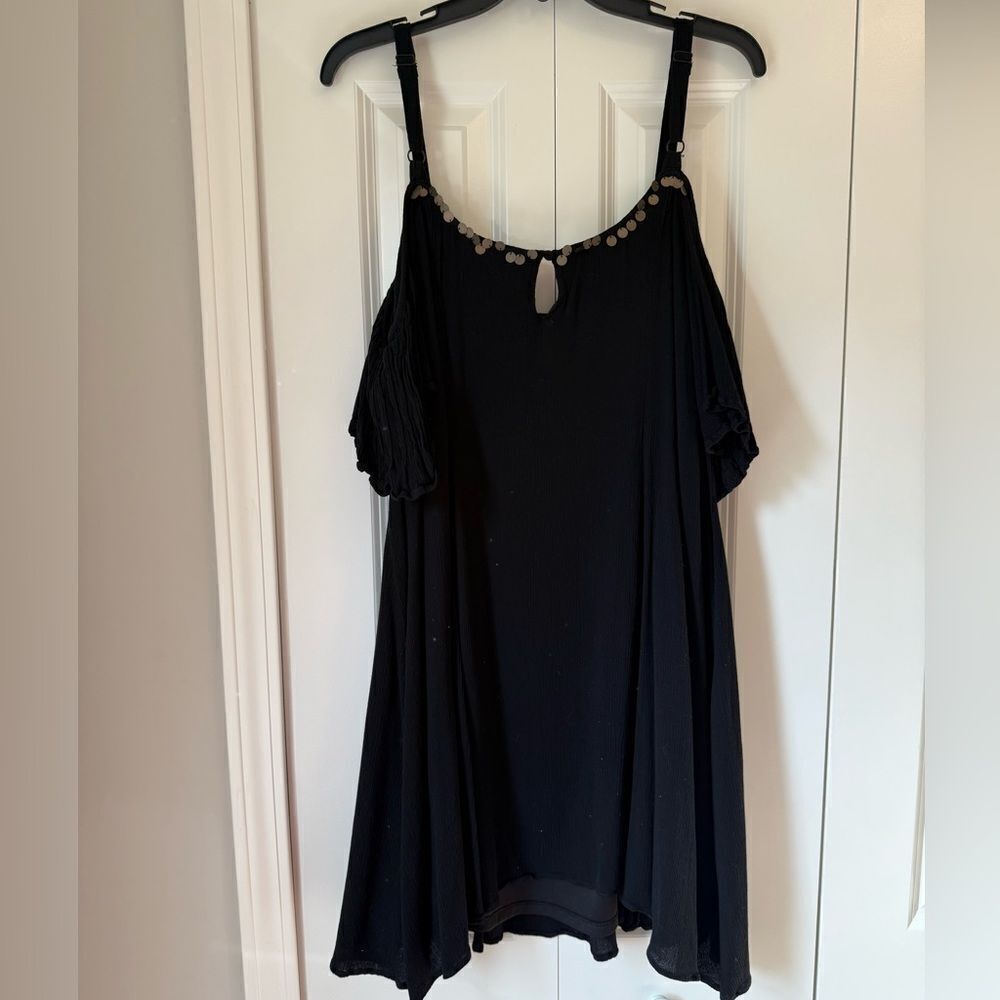 TORRID Women's 1X Plus Black Mini Gauze Cold Shoulder Trapeze Dress Sequin Trim - Picture 7 of 10